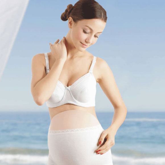 ����yunf��ɫ����