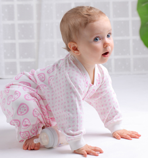 藕糖氏yinge連體衣粉色