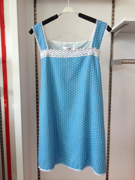 衣+康防輻射服藍(lán)色點(diǎn)狀