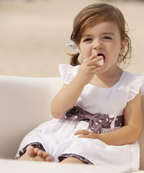 哇喔哇喔可愛(ài)絲綿連衣裙