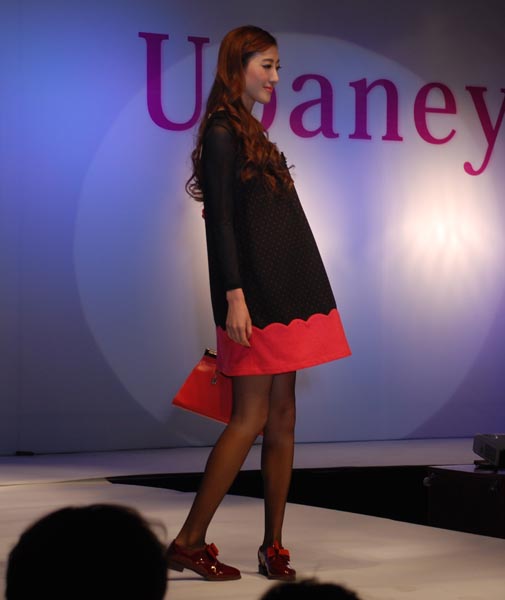 ��(y��u)ؐ�ݺ�ɫyunf�B��ȹ