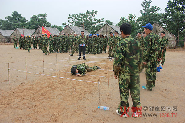 挑戰(zhàn)冠軍隊(duì)