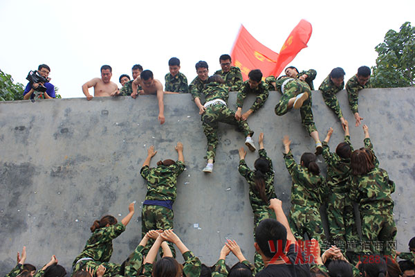 2013火爆拓展培訓(xùn)