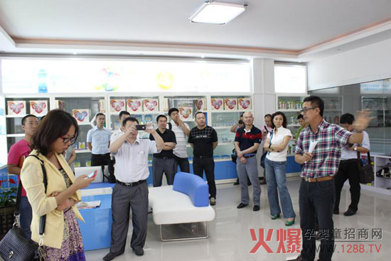 ʡ�Ћ�ͯ�f(xi��)��(hu��)�I(l��ng)��(d��o)�y��Ҫ���̅��^ϣؐ��˾