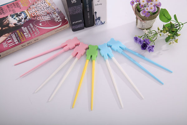 樂(lè)米樂(lè)兒童練習(xí)筷