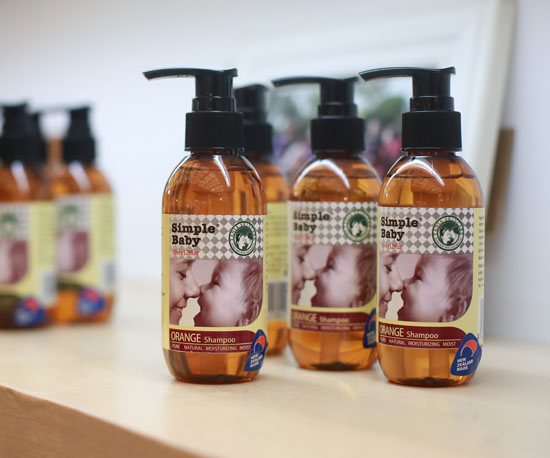 馨寶yinge橙色洗發(fā)水