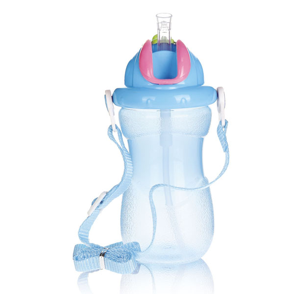 貝樂嘉藍色yinge帶背帶寶寶水壺