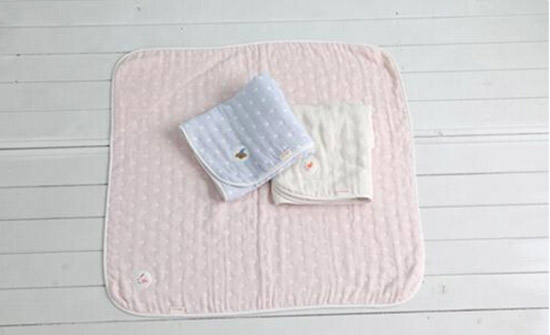 貝樂思yingye六層棉紗抱被