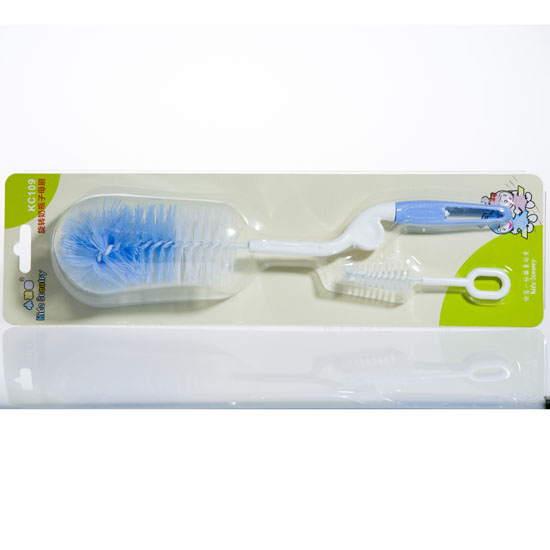 小孩國旋轉(zhuǎn)奶瓶字母刷綠色