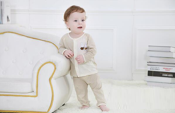 ������yinge��(n��i)��2015�����¿��g�l�L�䌦�����b0