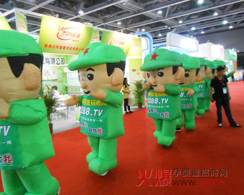 �𱬾G���޾����V��չ���µǈ�