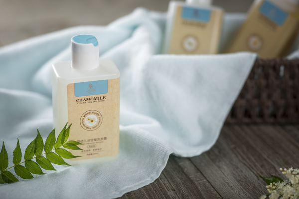 小貝樂yingye洗發(fā)露.jpg 小貝樂yingye洗發(fā)露.jpg