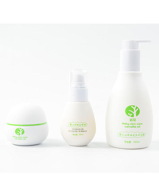 祈萌yinge山茶油護(hù)膚套裝.jpg 祈萌yinge山茶油護(hù)膚套裝.jpg