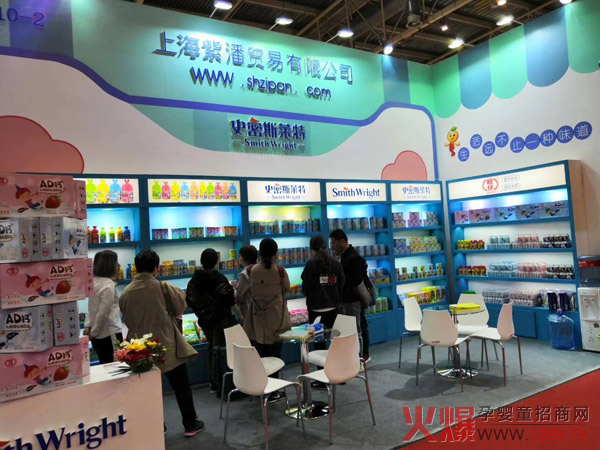 ������ʷ��˹�R�ص�Ʒ�����ྩ��չ ������ζС��ʳ����Ȧ��