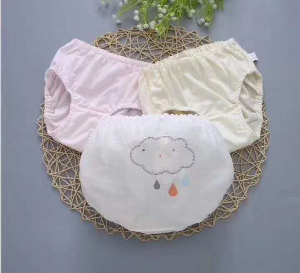 澤玉佳兒印花防水尿布褲圖.jpg 澤玉佳兒印花防水尿布褲圖.jpg