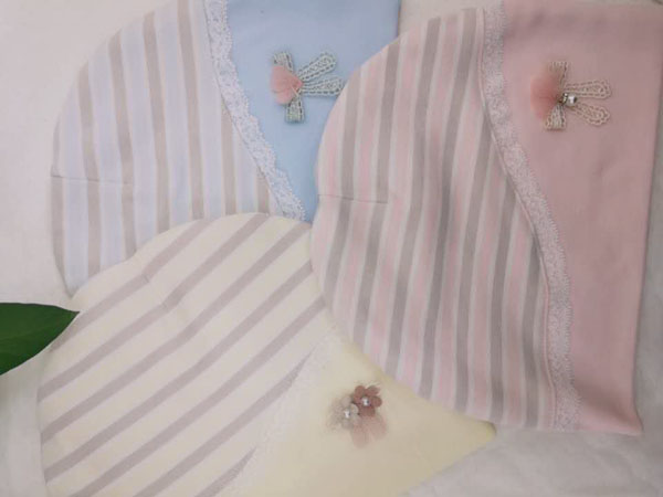 澤玉佳兒拼接母子帽圖.jpg 澤玉佳兒拼接母子帽圖.jpg