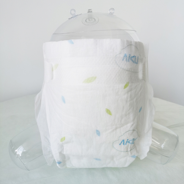 至愛寶貝yinge紙尿褲實(shí)物圖3.jpg