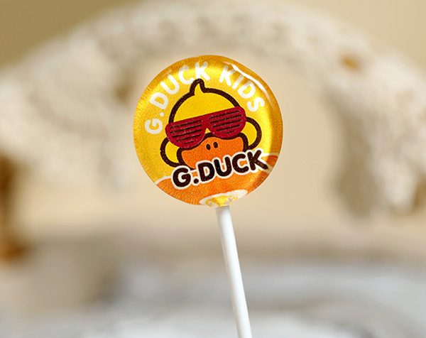 米唐田木小黃鴨無(wú)蔗糖照片糖-橙色.jpg 米唐田木小黃鴨無(wú)蔗糖照片糖-橙色.jpg