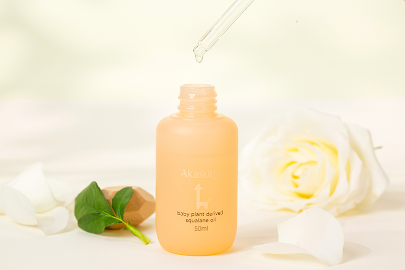 愛舒屋Akasuguyinge植物角鯊?fù)閾嵊|油.jpg 愛舒屋Akasuguyinge植物角鯊?fù)閾嵊|油.jpg