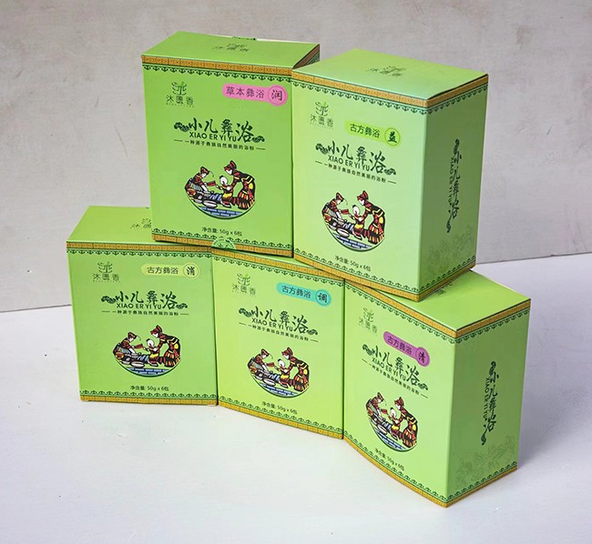  ��T��С����ԡ