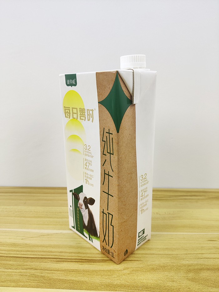 譜華威每日善時(shí)純牛奶 (3).jpg 譜華威每日善時(shí)純牛奶 (3).jpg