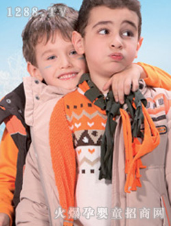 藍(lán)眼精靈冬季時尚裝