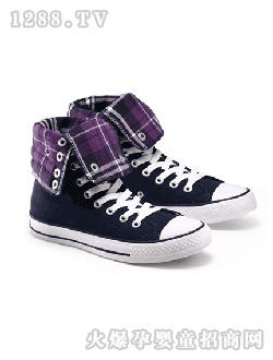 ������ɫ��Ь