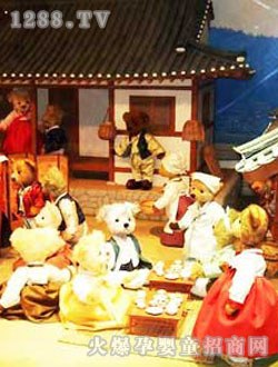 天心泰迪熊的一家