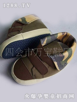 ����p�Nyinge�W��Ь