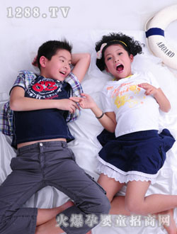 �SСѾ��ͯ�ļ�ͯ�b