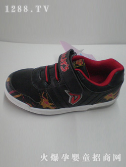 ��؈֮��(m��ng)��ɫ���eЬ