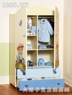 經(jīng)典泰迪熊衣柜