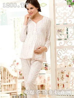 �Є��˷�ɫyunf����