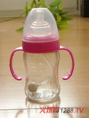 ͯ���B(ni��o)�tɫ���ڏ���ƿ