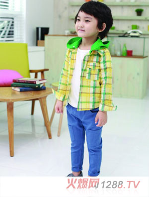 �{ɫ������r�����b