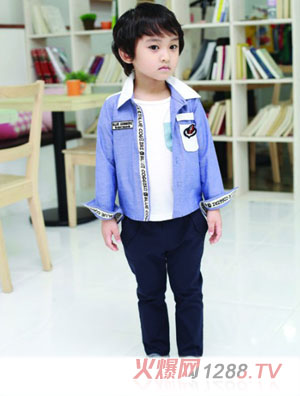 �{ɫ���������b