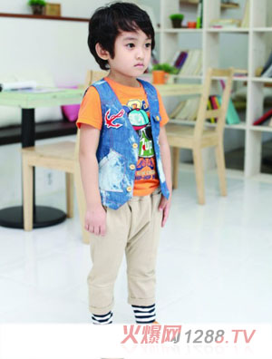 �{ɫ�������e���b