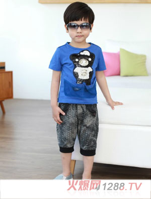 ���������{ɫ��ͨ���eT�����b