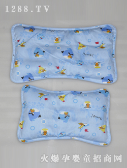 ��ľ��ŭ��С�B(ni��o)���^�{(l��n)ɫ