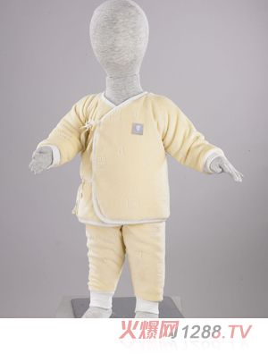 卓兒秋冬天鵝絨和衣套裝