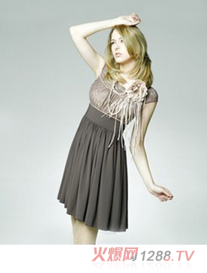 ��(y��u)ؐ�ݕr��yunf�b