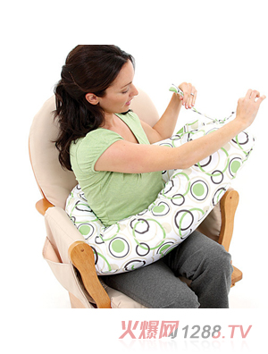 妮貝爾哺乳枕頭