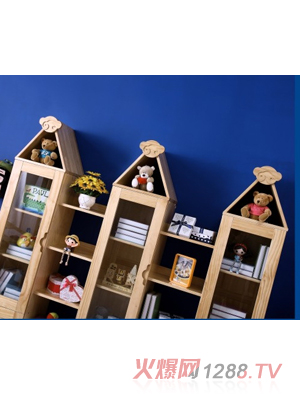 月亮船尖頂書柜