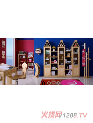 月亮船尖頂書柜