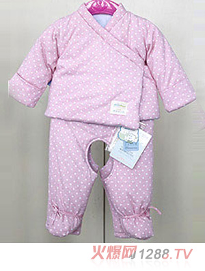 ���˶��ɫ�Ϸ�