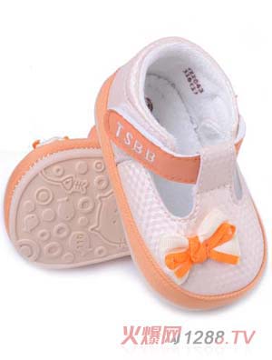 ��ʹ֮�����PUyoue�W(xu��)��Ь��ɫ