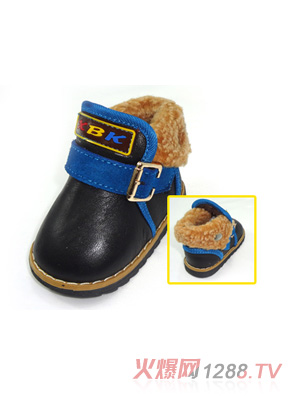 �����׺�ɫ����yingeЬ