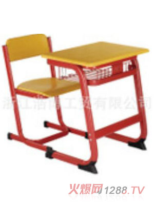 伯課yingye學(xué)習(xí)桌粉淺色