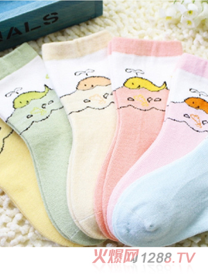 金色小魚(yú)精梳棉嬰童襪(3--5歲)