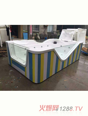 童伴麗嬰游泳池條紋